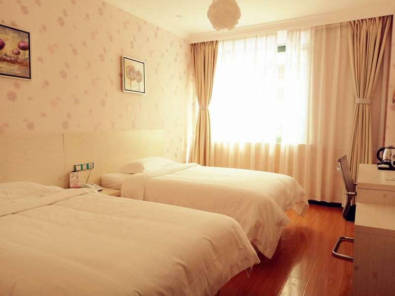 都市118連鎖酒店（東江湖店）可定東江湖門票，東江湖私人定制